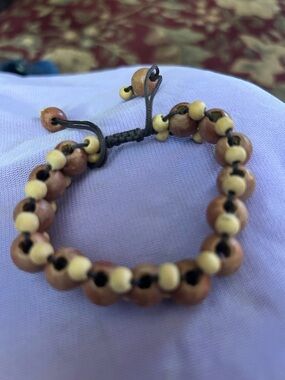 Hand made in Honduras Adjustable Brown and Cream Beaded Bracelet